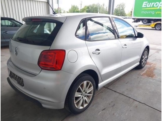 2016 Volkswagen Polo V Comfortline BMT/Start-Stopp 2016 Volkswagen Polo V Comfortline BMT/Start-Stopp