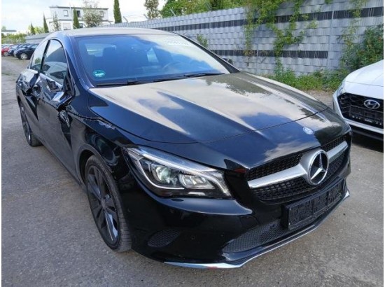 2016 Mercedes-Benz CLA -Klasse CLA 180 2016 Mercedes-Benz CLA -Klasse CLA 180