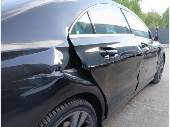 2016 Mercedes-Benz CLA -Klasse CLA 180 2016 Mercedes-Benz CLA -Klasse CLA 180