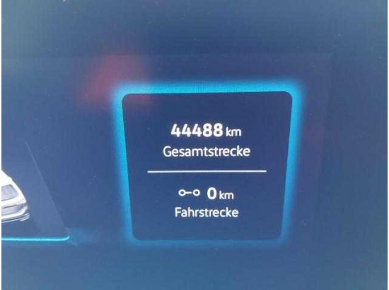 2024 Volkswagen Passat Variant 2.0 TDI 110 kW Business 2024 Volkswagen Passat Variant 2.0 TDI 110 kW Business