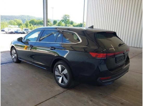 2024 Volkswagen Passat Variant 2.0 TDI 110 kW Business 2024 Volkswagen Passat Variant 2.0 TDI 110 kW Business