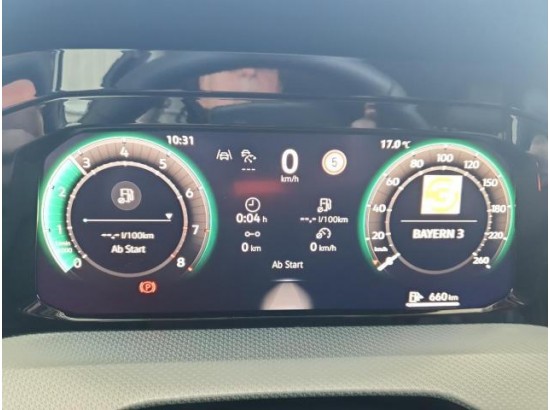 2025 Volkswagen Golf VIII Lim. 1.5 eTSI 110 kW Goal 2025 Volkswagen Golf VIII Lim. 1.5 eTSI 110 kW Goal