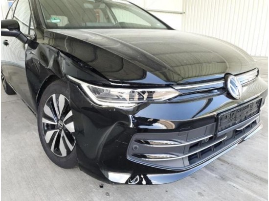 2025 Volkswagen Golf VIII Lim. 1.5 eTSI 110 kW Goal 2025 Volkswagen Golf VIII Lim. 1.5 eTSI 110 kW Goal