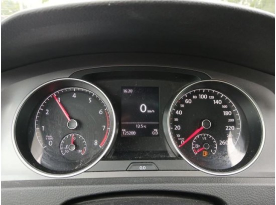 2016 Volkswagen Golf VII Lim. Lounge BMT 2016 Volkswagen Golf VII Lim. Lounge BMT