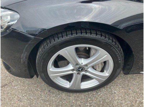 2017 Mercedes-Benz E -Klasse Lim. E 400 4-Matic 2017 Mercedes-Benz E -Klasse Lim. E 400 4-Matic