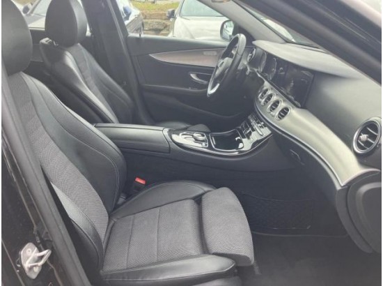 2017 Mercedes-Benz E -Klasse Lim. E 400 4-Matic 2017 Mercedes-Benz E -Klasse Lim. E 400 4-Matic