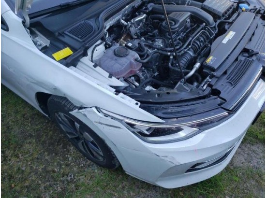 2024 Volkswagen Golf VIII Lim. 1.5 eTSI 110 kW Goal 2024 Volkswagen Golf VIII Lim. 1.5 eTSI 110 kW Goal