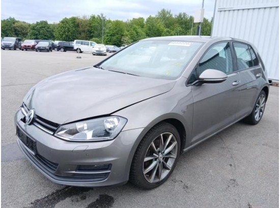 2016 Volkswagen Golf VII Lim. Trendline BMT 2016 Volkswagen Golf VII Lim. Trendline BMT