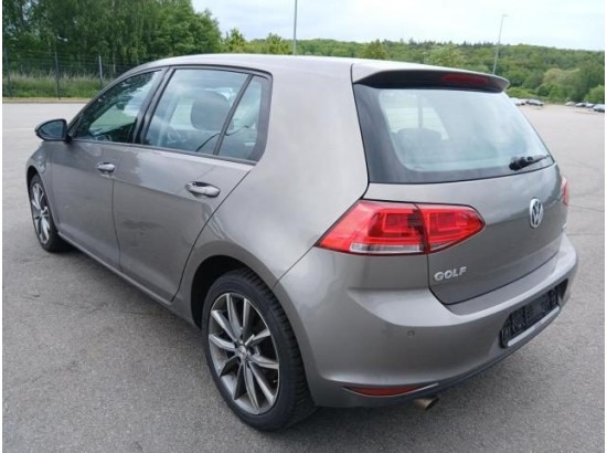 2016 Volkswagen Golf VII Lim. Trendline BMT 2016 Volkswagen Golf VII Lim. Trendline BMT