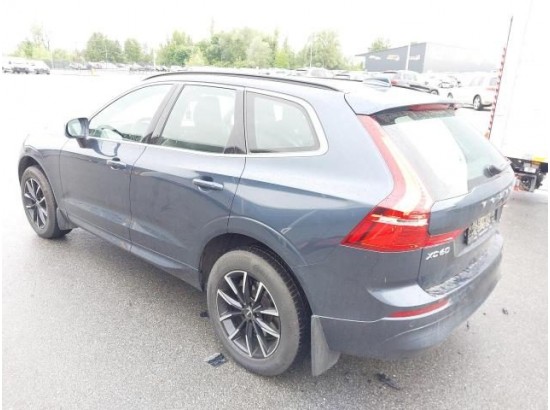 2022 Volvo XC60 Momentum Pro AWD 2022 Volvo XC60 Momentum Pro AWD