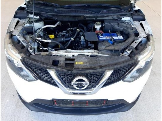 2016 Nissan Qashqai N-Connecta 2016 Nissan Qashqai N-Connecta