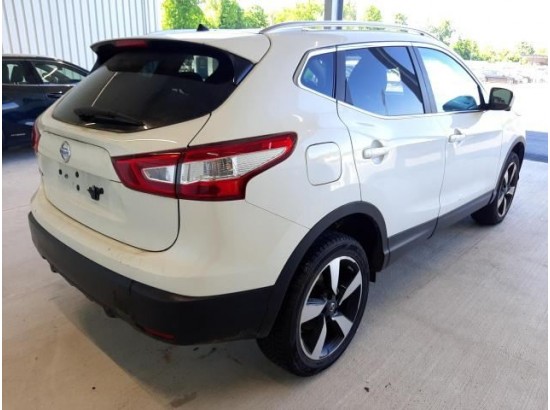 2016 Nissan Qashqai N-Connecta 2016 Nissan Qashqai N-Connecta