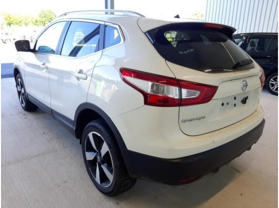 2016 Nissan Qashqai N-Connecta 2016 Nissan Qashqai N-Connecta
