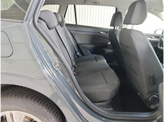 2025 Volkswagen Golf VIII Variant 1.5 eTSI 110 kW Life