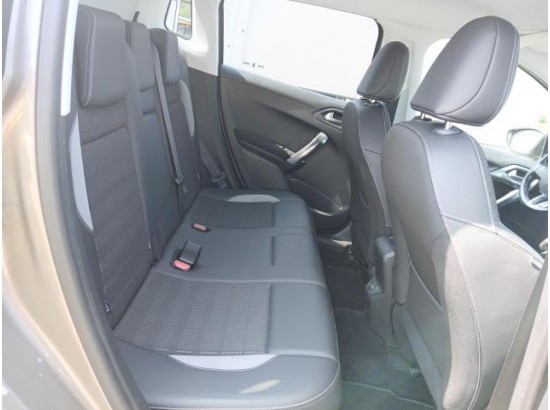 2017 Peugeot 2008 Allure 2017 Peugeot 2008 Allure