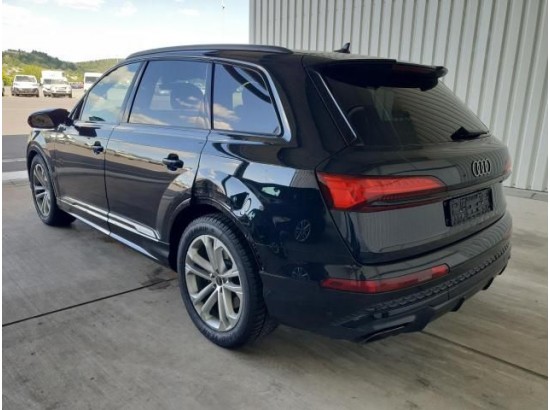 2024 Audi Q7 50 TDI quattro S line 2024 Audi Q7 50 TDI quattro S line