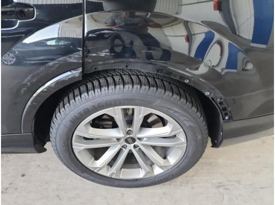 2024 Audi Q7 50 TDI quattro S line 2024 Audi Q7 50 TDI quattro S line
