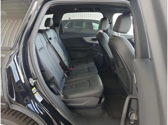 2024 Audi Q7 50 TDI quattro S line 2024 Audi Q7 50 TDI quattro S line