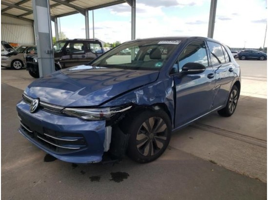 2025 Volkswagen Golf VIII Lim. 1.5 eTSI 110 kW Goal 2025 Volkswagen Golf VIII Lim. 1.5 eTSI 110 kW Goal