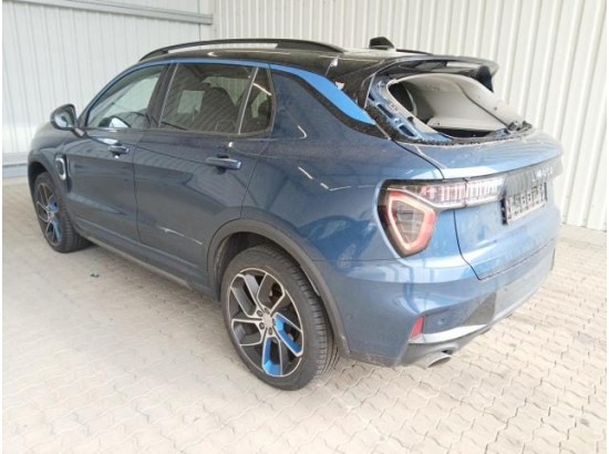 2022 Lynk & Co 01 2022 Lynk & Co 01