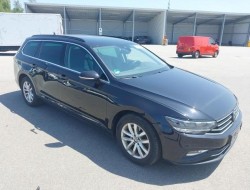 2023 Volkswagen Passat Variant Business