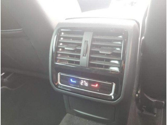 2023 Volkswagen Passat Variant Elegance