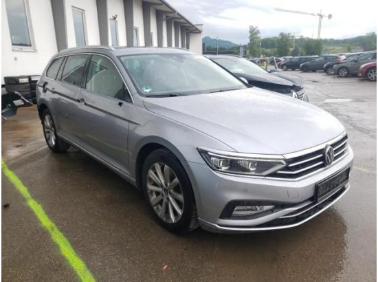 2023 Volkswagen Passat Variant Elegance