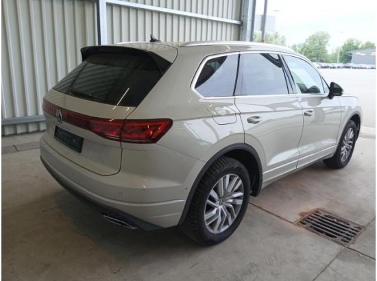 2024 Volkswagen Touareg 3.0 TDI 170 kW 4Motion Elegance 2024 Volkswagen Touareg 3.0 TDI 170 kW 4Motion Elegance