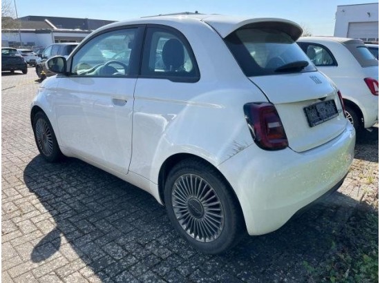2022 FIAT 500 E Icon 2022 FIAT 500 E Icon