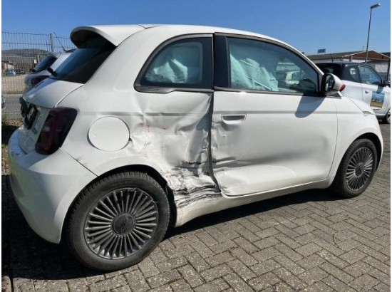 2022 FIAT 500 E Icon 2022 FIAT 500 E Icon