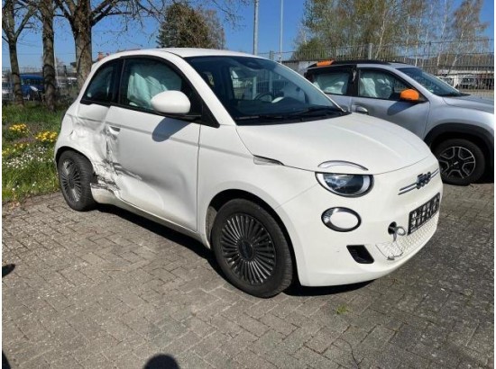 2022 FIAT 500 E Icon 2022 FIAT 500 E Icon