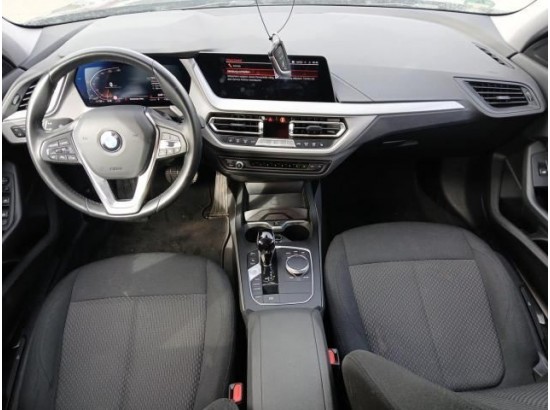 2023 BMW 1er Lim. 118 i Advantage 2023 BMW 1er Lim. 118 i Advantage