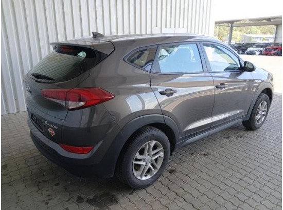 2018 Hyundai Tucson blue Classic 2WD