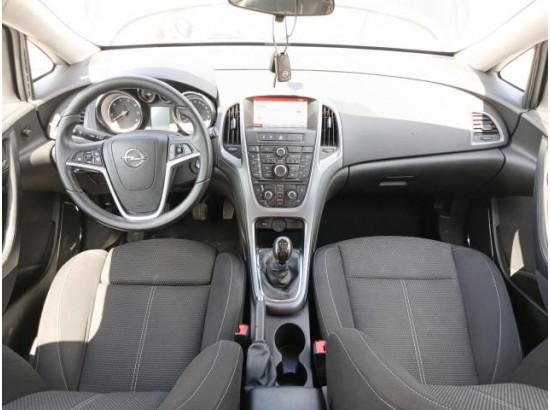 2015 Opel Astra J Sports Tourer Edition 2015 Opel Astra J Sports Tourer Edition