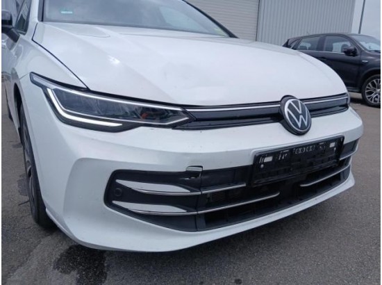 2025 Volkswagen Golf VIII Lim. 1.5 eTSI 85 kW Goal 2025 Volkswagen Golf VIII Lim. 1.5 eTSI 85 kW Goal