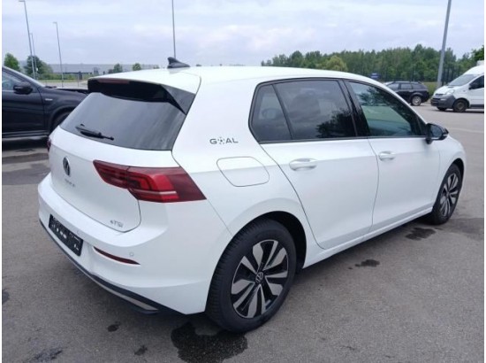 2025 Volkswagen Golf VIII Lim. 1.5 eTSI 85 kW Goal 2025 Volkswagen Golf VIII Lim. 1.5 eTSI 85 kW Goal