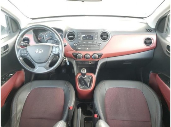 2015 Hyundai i10 Sport 2015 Hyundai i10 Sport