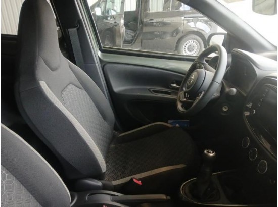 2023 Toyota Aygo X Pulse 2023 Toyota Aygo X Pulse