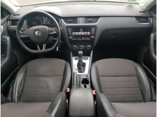 2015 Skoda Octavia Combi Elegance