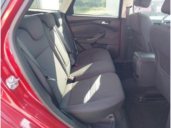 2016 Ford Focus Turnier Titanium 2016 Ford Focus Turnier Titanium