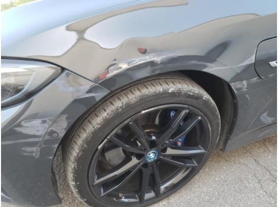 2022 BMW 3er Lim. 330 e xDrive M Sport 2022 BMW 3er Lim. 330 e xDrive M Sport