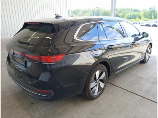 2025 Volkswagen Passat Variant 2.0 TDI 110 kW Business 2025 Volkswagen Passat Variant 2.0 TDI 110 kW Business