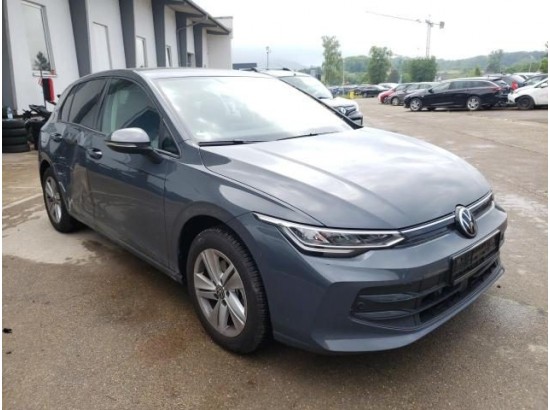 2025 Volkswagen Golf VIII Lim. 1.5 TSI 85 kW Life 2025 Volkswagen Golf VIII Lim. 1.5 TSI 85 kW Life