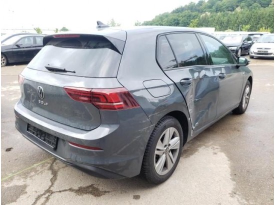 2025 Volkswagen Golf VIII Lim. 1.5 TSI 85 kW Life 2025 Volkswagen Golf VIII Lim. 1.5 TSI 85 kW Life