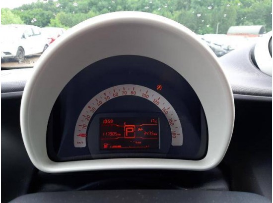 2016 Smart forfour Basis 66kW 2016 Smart forfour Basis 66kW