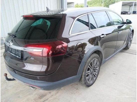 2015 Opel Insignia A Country Tourer Basis 4x4 2015 Opel Insignia A Country Tourer Basis 4x4