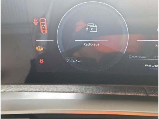 2025 Peugeot 3008 Hybrid 136 Allure