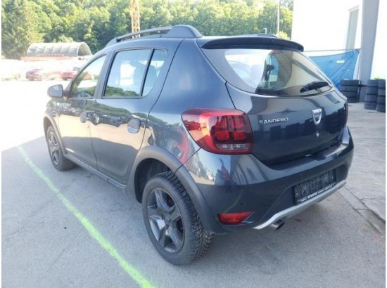2017 Dacia Sandero II Stepway Celebration 2017 Dacia Sandero II Stepway Celebration