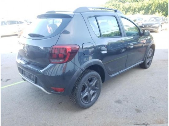 2017 Dacia Sandero II Stepway Celebration 2017 Dacia Sandero II Stepway Celebration