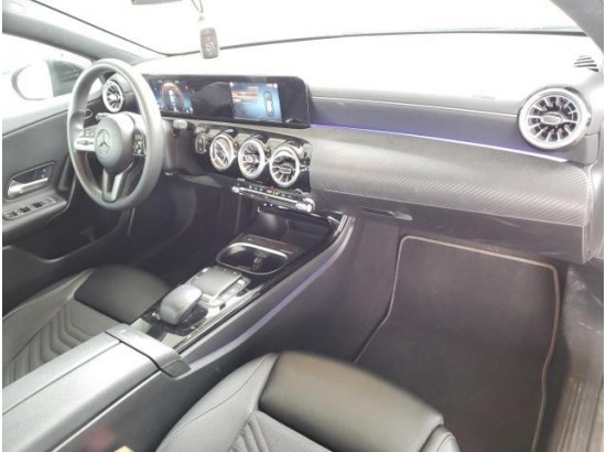 2021 Mercedes-Benz A -Klasse Lim. A 180 d 2021 Mercedes-Benz A -Klasse Lim. A 180 d